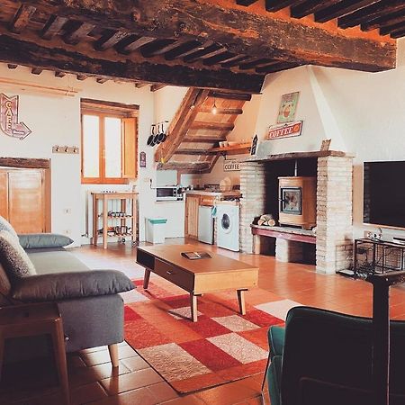 Mirabella - Monte Petriolo Apartment Екстериор снимка
